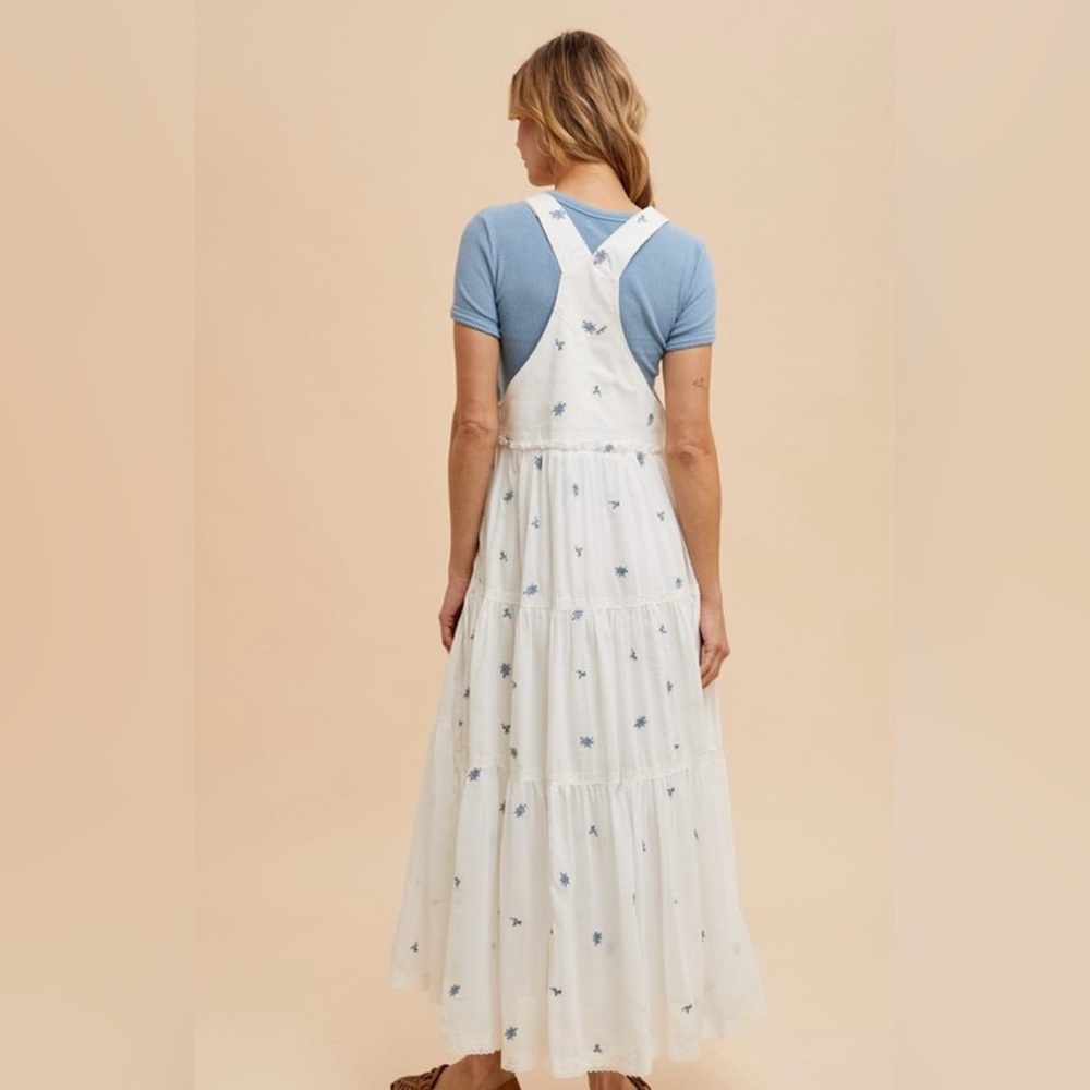 New In Loom Embroidered Skirtall - Picture 3 of 7